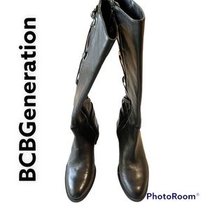 BCBGeneration women’s black tall leather riding boot style JANISS zip side Sz 6